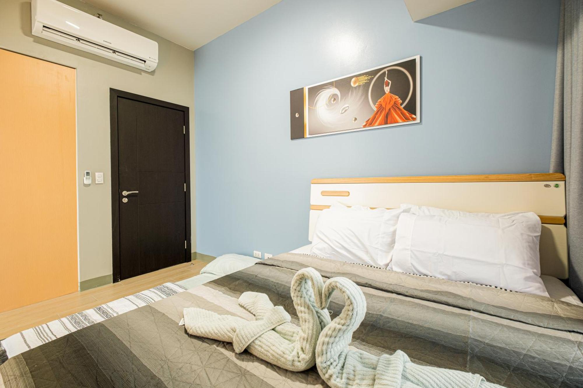 Bgc 2Br Uptown Parksuites With Balcony And Bathtub Manila Exterior photo